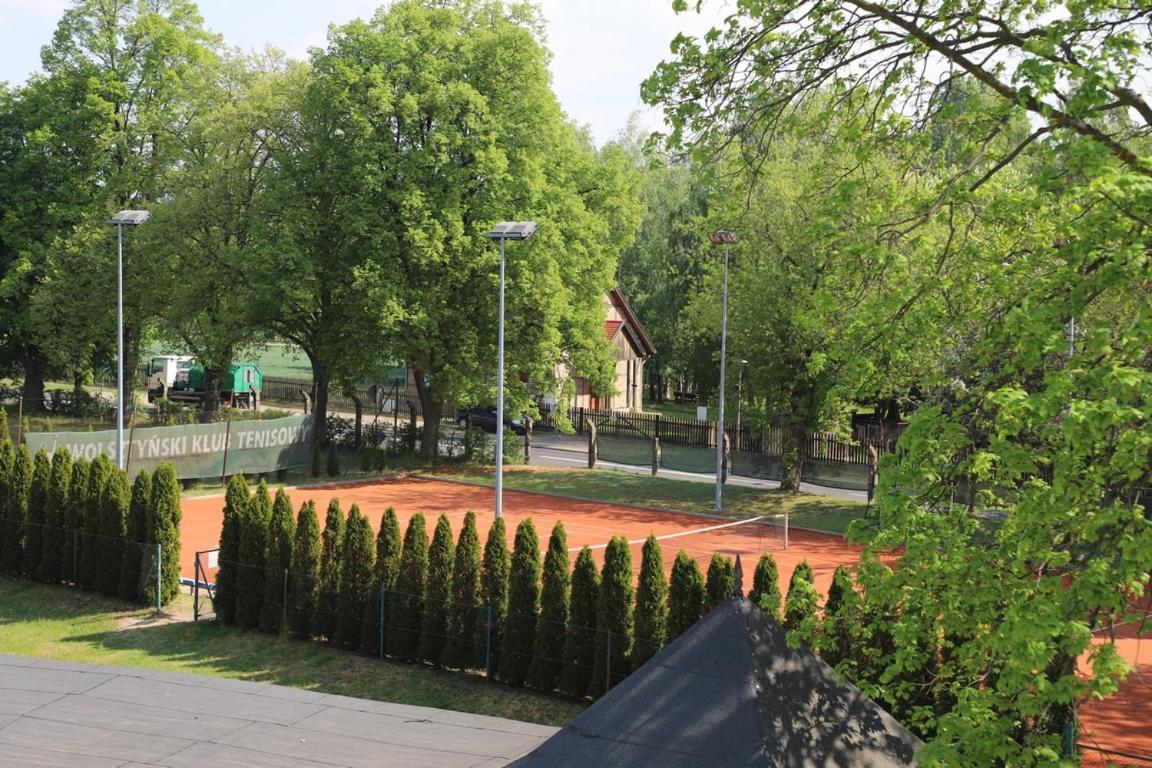 Hotel Sportowy Wolsztyn Exteriér fotografie
